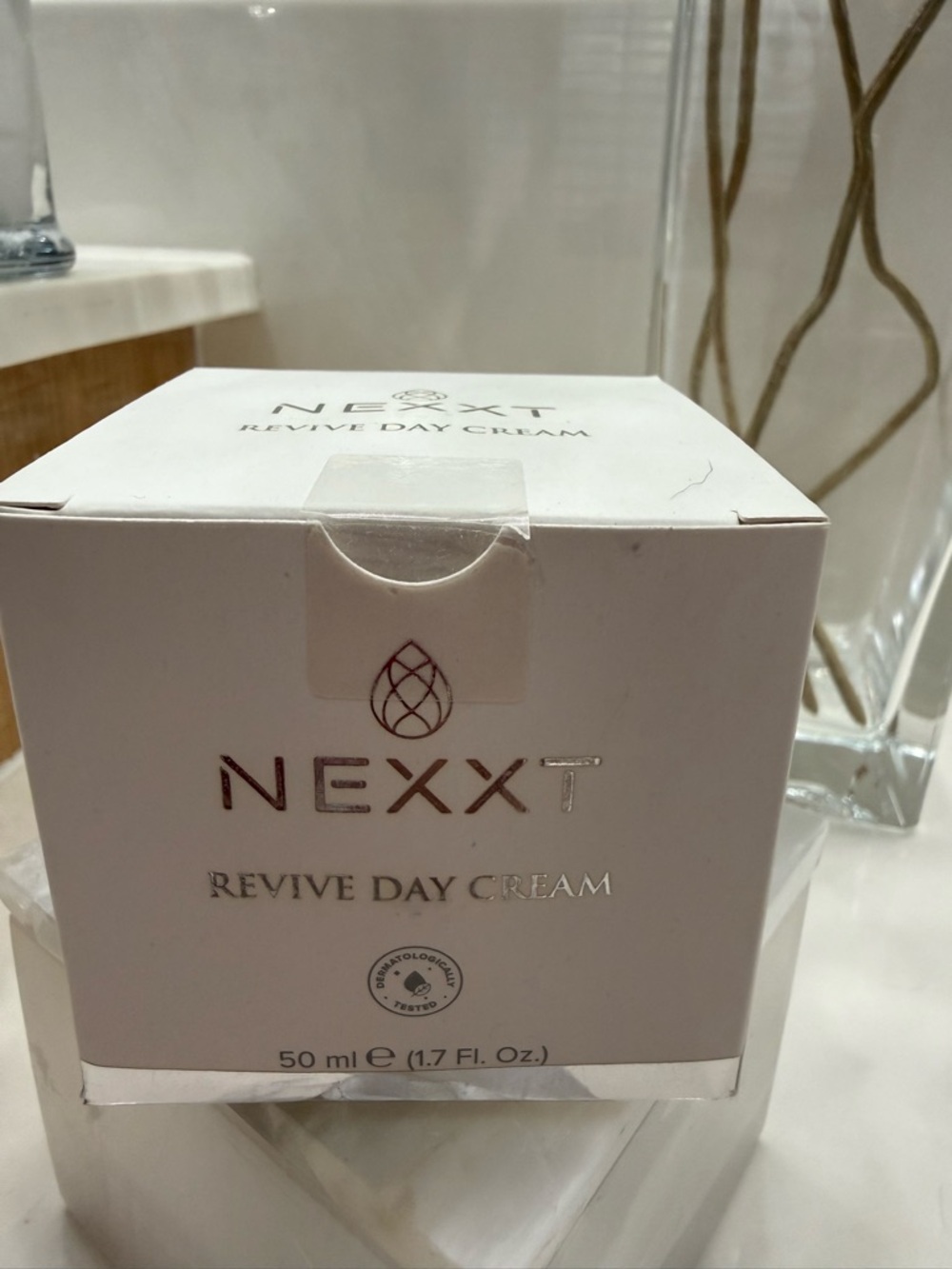 NEXXT Revive Day Cream - White with Silver Detailing